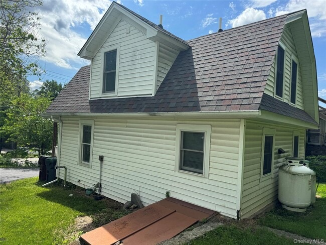 Building Photo - 608 County Rte 1