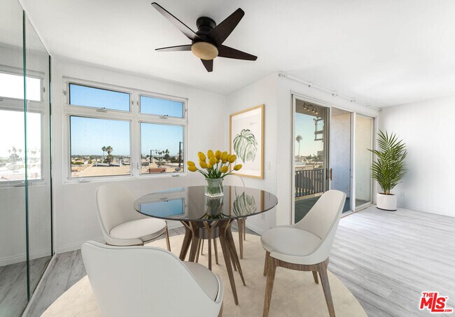 Foto del edificio - 900 Euclid St