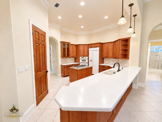 Foto del edificio - Spacious Kelly Plantation Home on 0.58-Acre Corner Lot with Office & Screened Porch