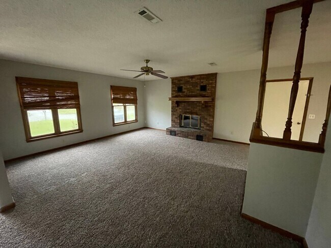 Foto del edificio - Foxhill Subdivision!!
