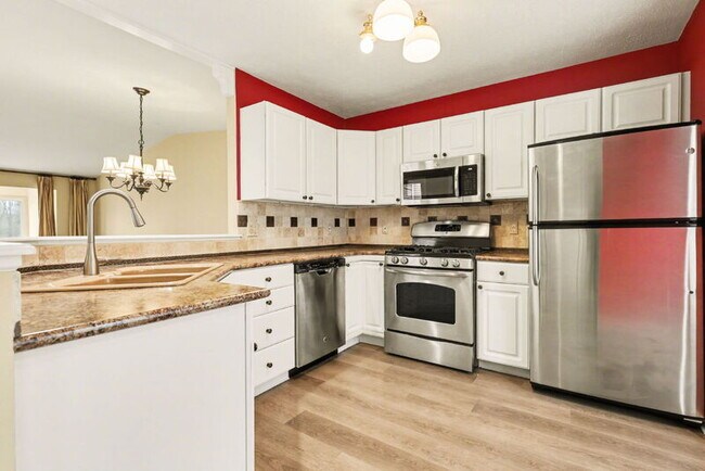 Foto del edificio - 4319 Valley Hollow Dr NE