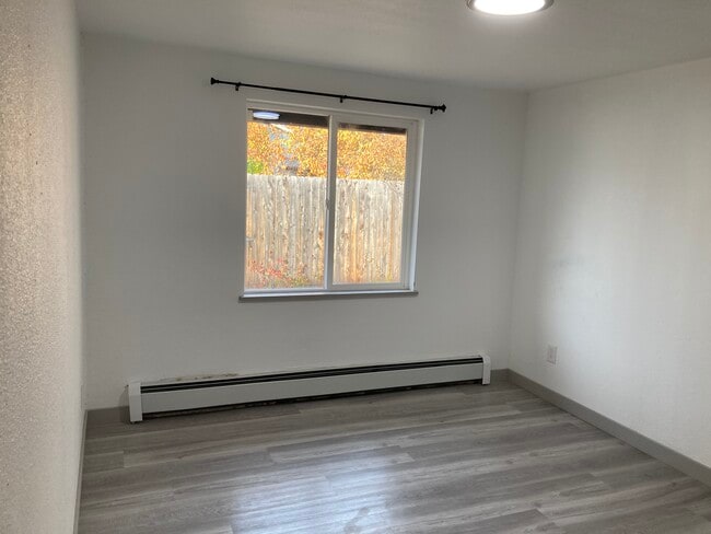 Building Photo - Turpin 4Plex