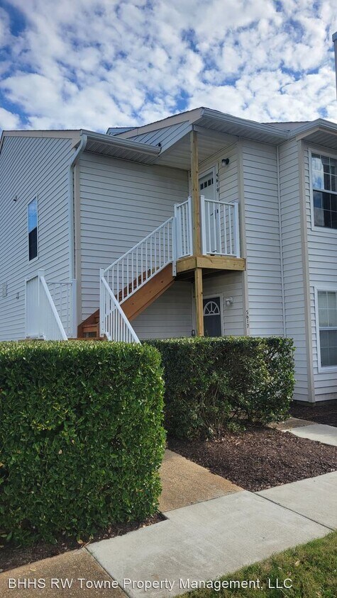 Foto principal - 2 br, 2 bath House - 5619 Summit Arch