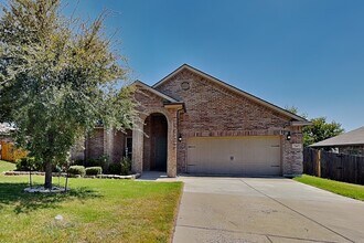 Building Photo - 7417 Rose Crest Blvd