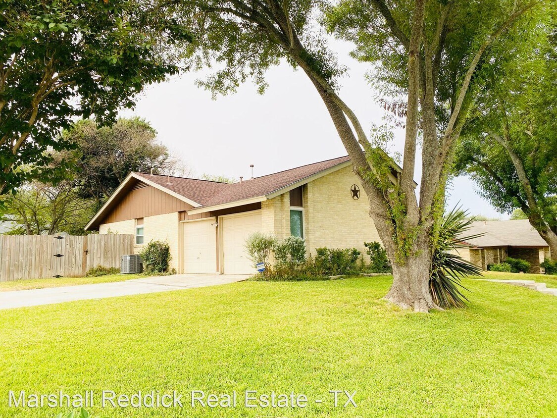Primary Photo - 3 br, 2 bath House - 14103 Flairwood Street