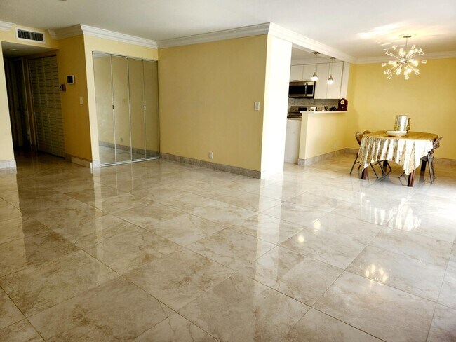 Foto del edificio - 6557 Burning Wood Dr