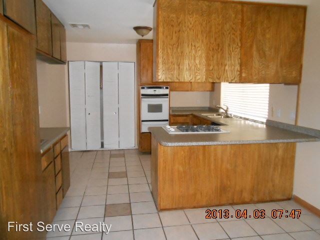 Foto del edificio - 3 br, 2 bath House - 6420 Hummingbird Lane