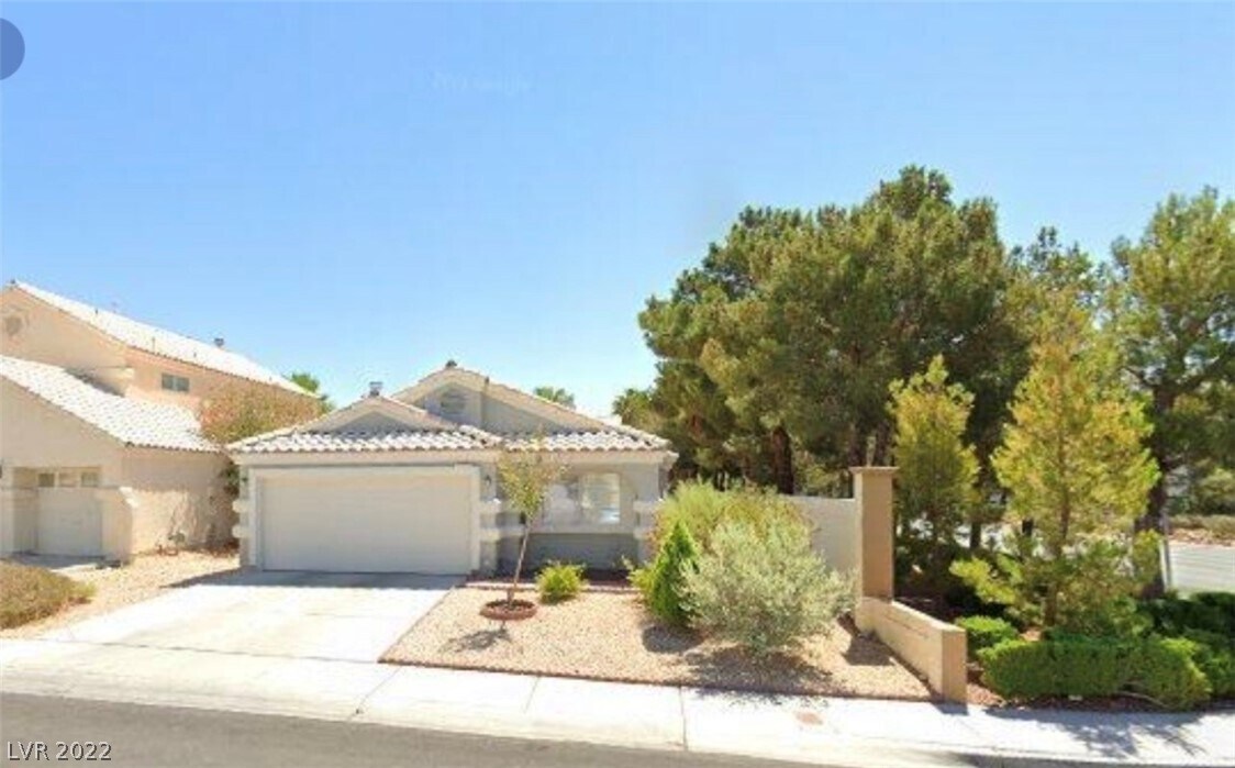 2324 Diamondback Dr, Las Vegas, NV 89117 House Rental in Las Vegas