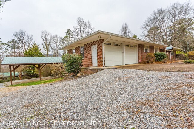 Foto del edificio - 5 br, 3 bath House - 331 Garden Rd.