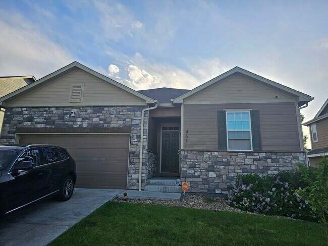 Photo - 461 S 34th Ct House