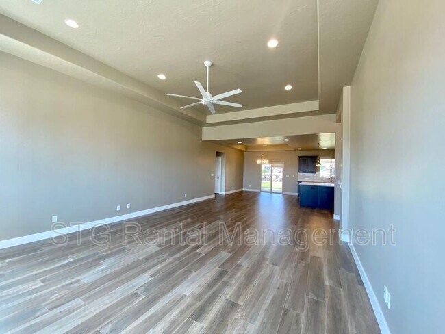 Building Photo - 1619 W 650 S