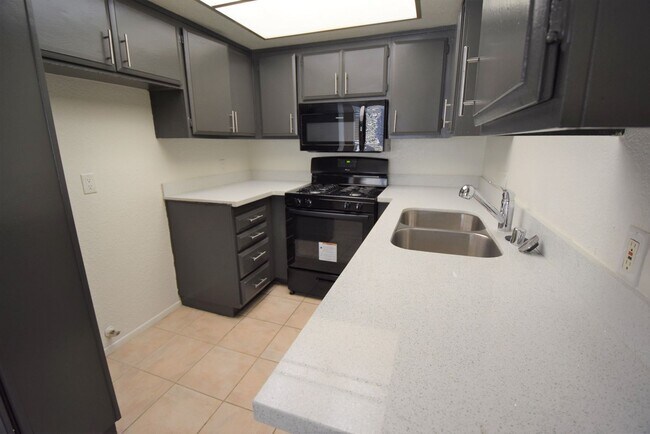 Foto del edificio - 12142 Oxnard St