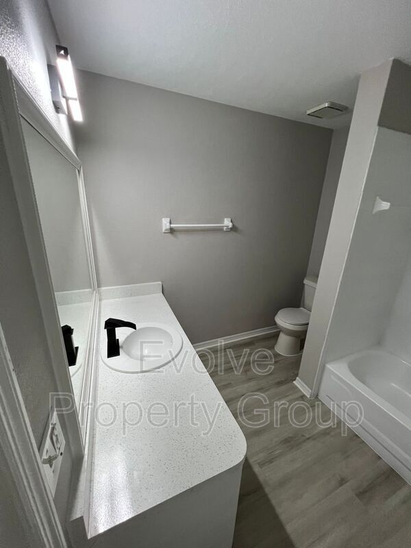 Foto del edificio - 4955 Orange Blvd