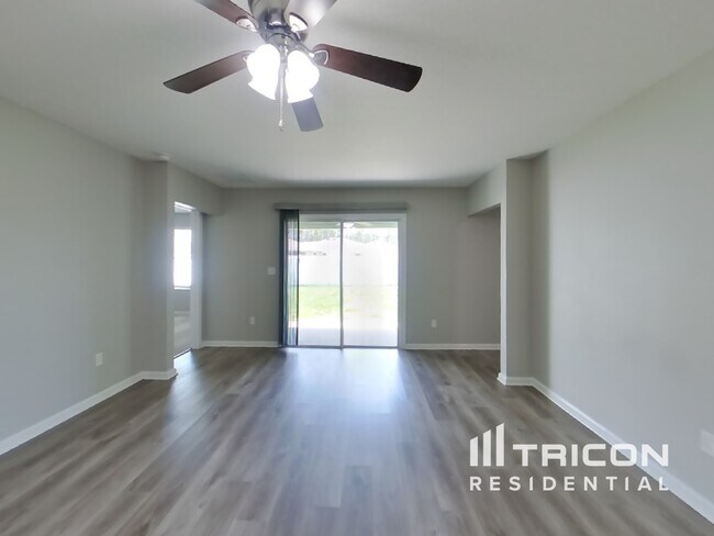Foto del edificio - 77013 Birdseye Ct
