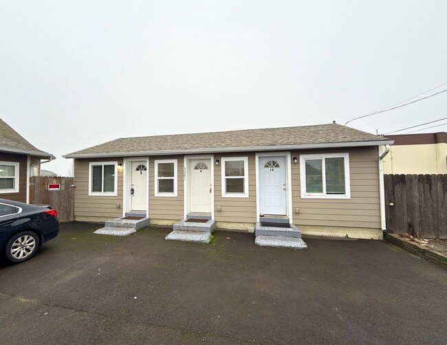 Foto del edificio - 3361 Portland Rd NE