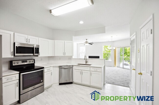 Building Photo - 7418 Hindon Cir