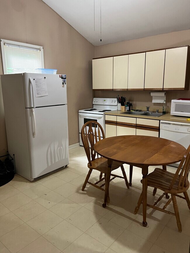 Building Photo - 260 Kentucky Ave