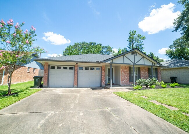 Foto del edificio - 13602 Fernhill Dr