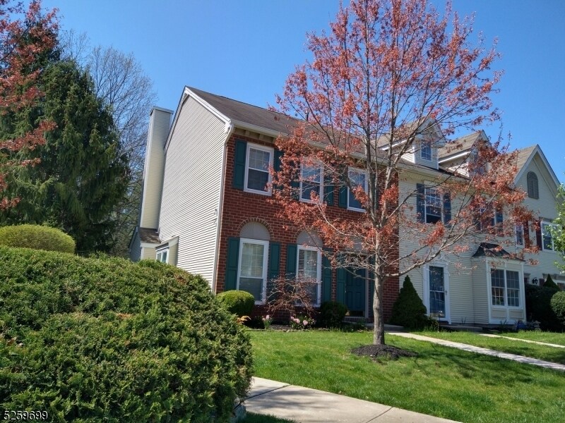 208 Red Crest Ln, Branchburg, NJ 08876 Townhome Rentals in Branchburg NJ