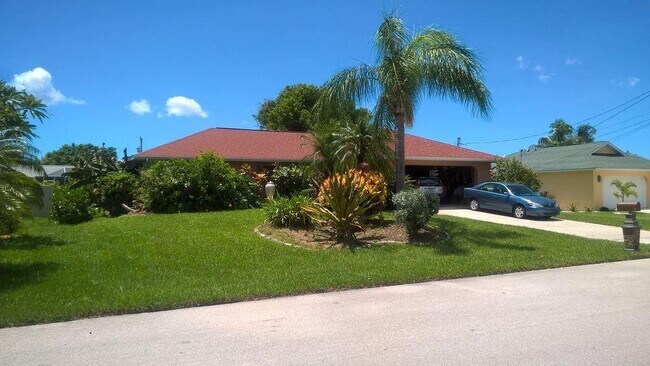 Foto del edificio - 3224 SE 1st Ct
