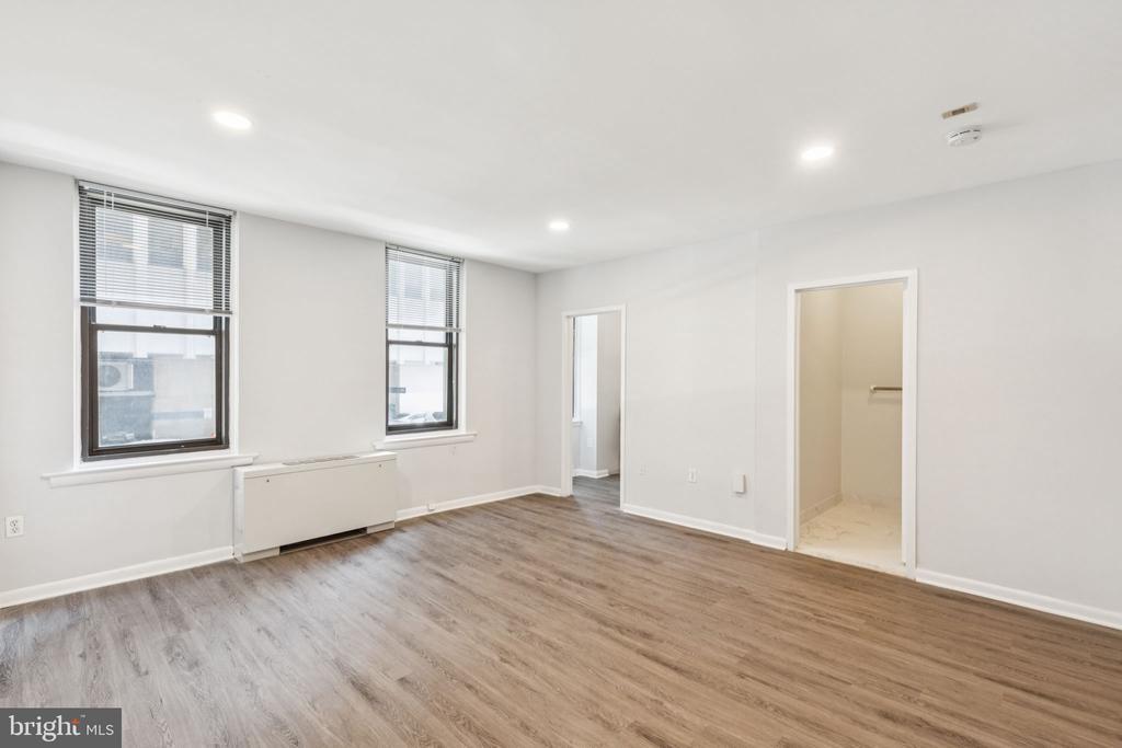 Foto principal - 135 S 19th St