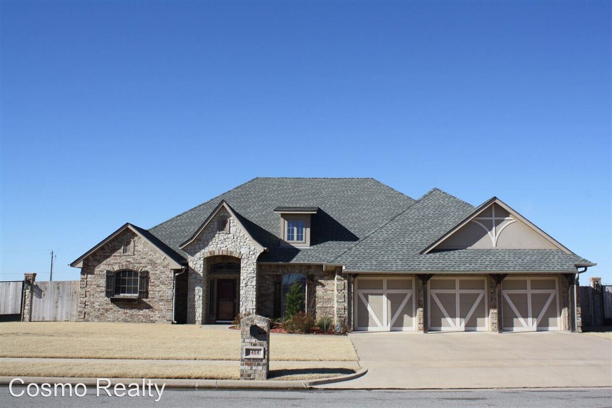 Primary Photo - 4 br, 3 bath House - 1414 NE 61St. Street
