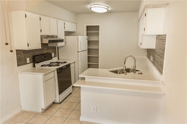 Foto del edificio - 1423 W Braker Ln