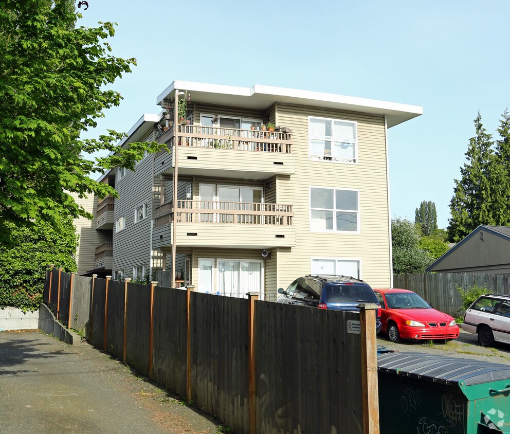 Foto del edificio - 3422 21st Ave W