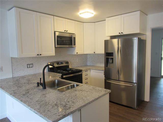 Foto del edificio - 9617 W Chatfield Ave