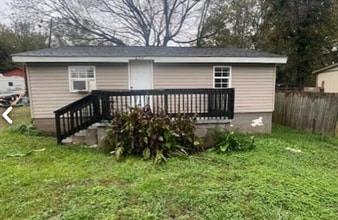 Building Photo - 204 North St