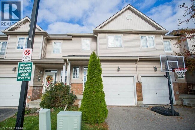 Photo du bâtiment - 21 Diana Ave