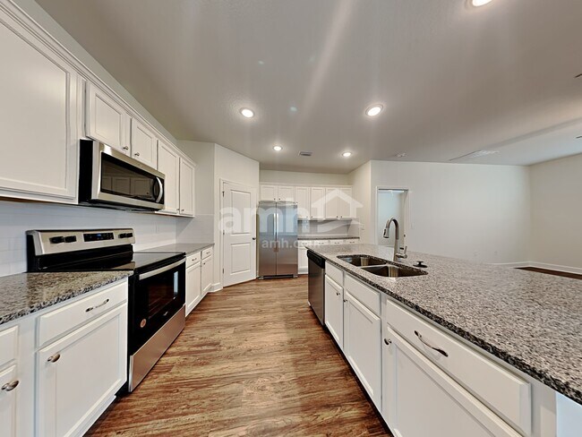 Foto del edificio - 1035 Heavenly Drive