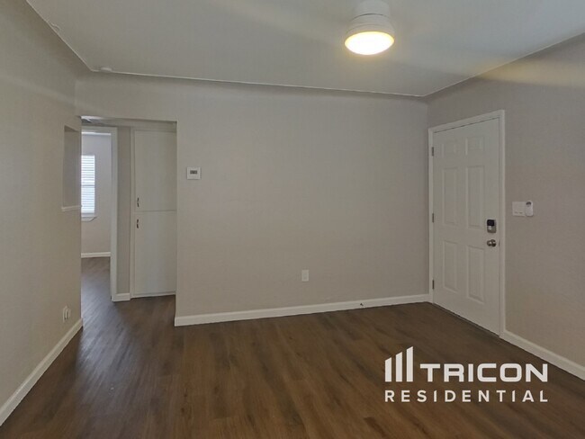 Foto del edificio - 3937 Dartmouth Ave N