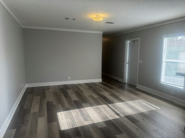 Building Photo - 9311 Sunset Dr
