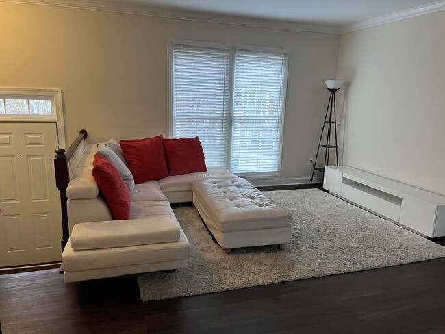 Living Area - 8036 Trevor Pl