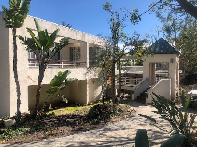 Building Photo - 7 La Vista Verde Dr
