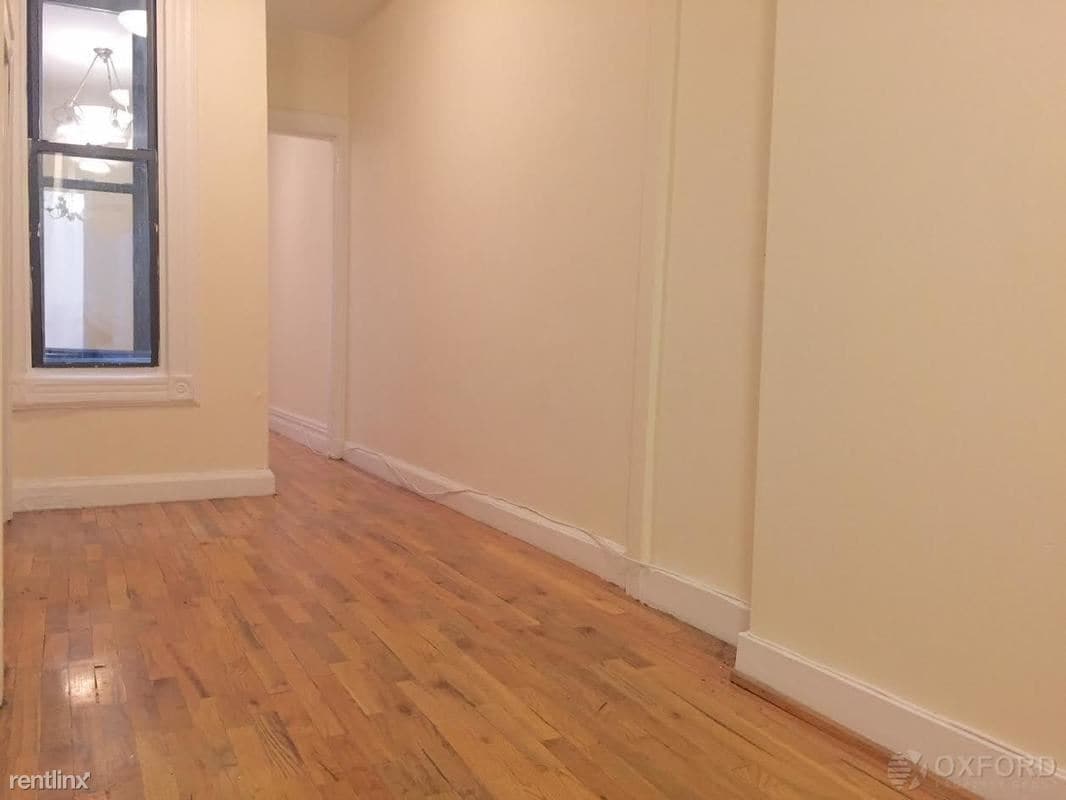 Primary Photo - 311 10th Ave