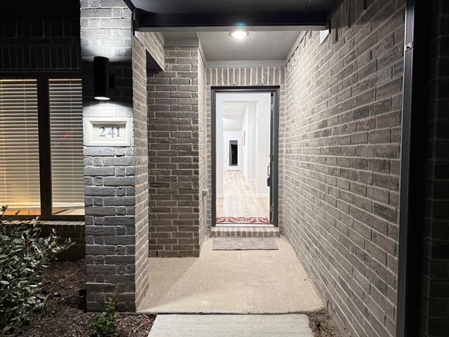 Building Photo - 241 Little Brg Dr