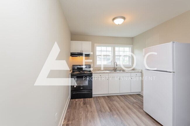 Foto del edificio - 2800 Old Greensboro Rd