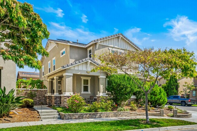 Foto del edificio - 1225 Los Olivos Street