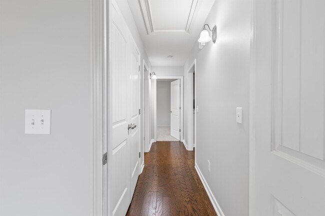 Foto del edificio - 824 Addison Court