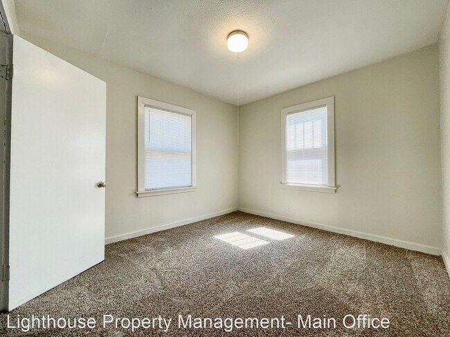 Building Photo - 2 br, 1 bath House - 252 Himes St SE