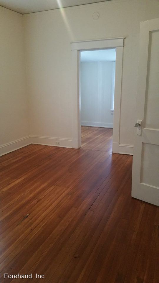 Building Photo - 2 br, 1 bath House - 514 Stuart St.