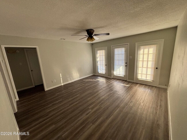 Building Photo - 108 Cantal Dr