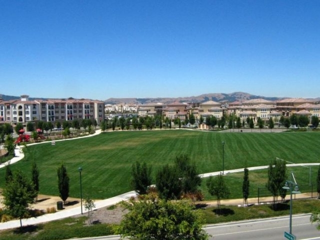 Building Photo - Oak Grove at Dublin Ranch