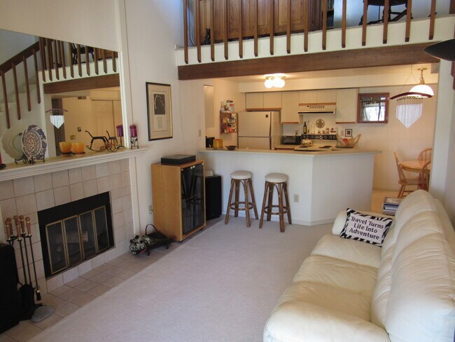 Open floor plan - 50 S Boulder Cir