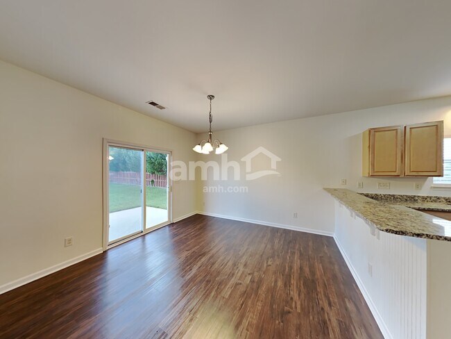 Foto del edificio - 14617 Karen Graham Ct