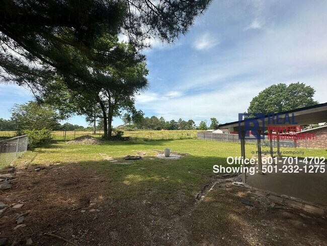 Foto del edificio - Beautiful 3 Bed 2 Bath Home In Hot Springs School District!