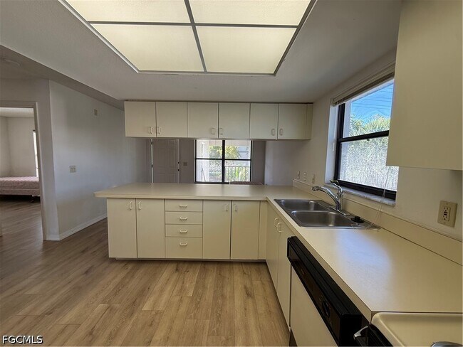 Foto del edificio - 123 SW 47th Terrace