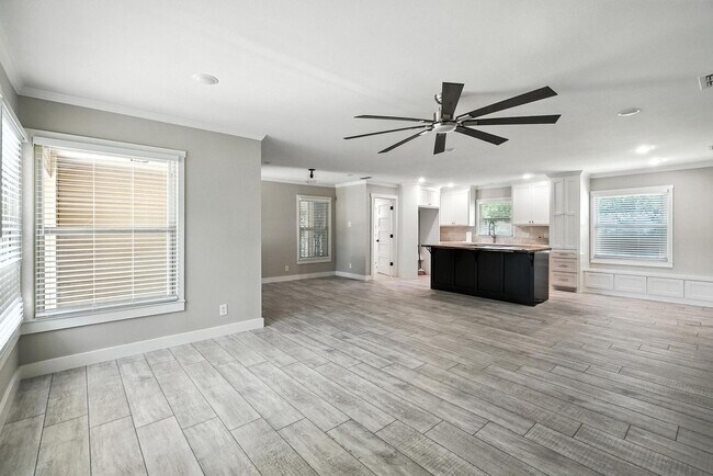 Foto del edificio - 4057 Stratford St